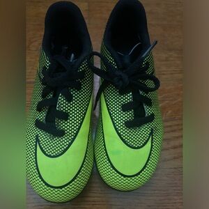 Used 1 season Nike Soccer Cleats size 11c